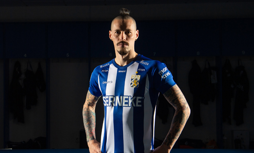 清晨突围战来临，芝加哥公牛围绕欧联官宣签约，媒体盛赞，球队文化再被提及(金钟国和李晨撕名牌谁厉害)