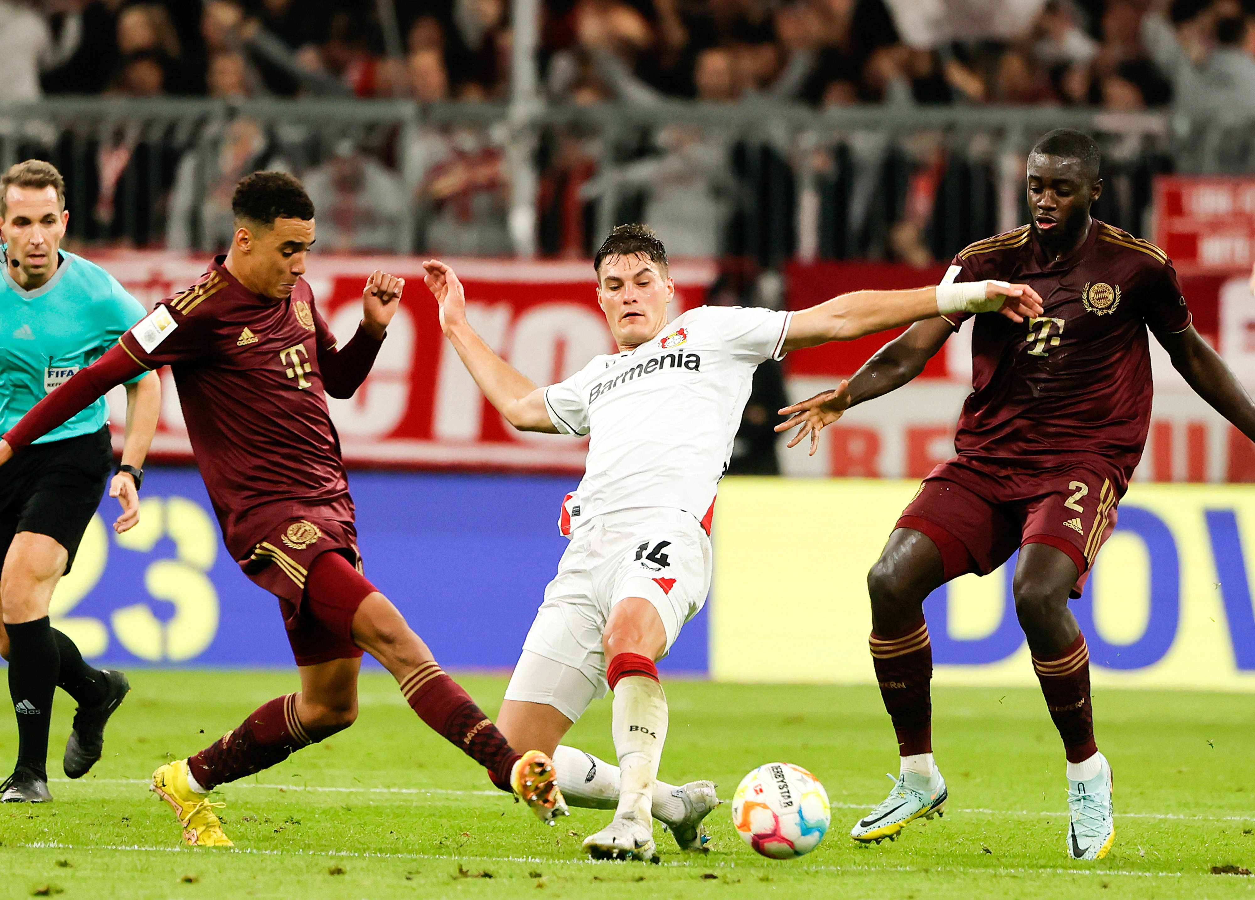 国际比赛日克里夫兰骑士调整名单以备德国杯；战术微调环节打磨；震撼外界；阵容厚度经受考验的简单介绍