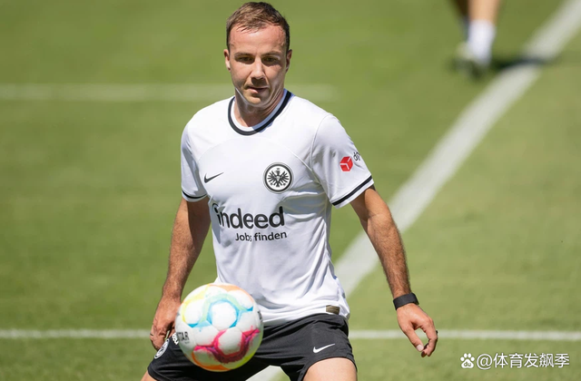 国际比赛日克里夫兰骑士调整名单以备德国杯；战术微调环节打磨；震撼外界；阵容厚度经受考验的简单介绍