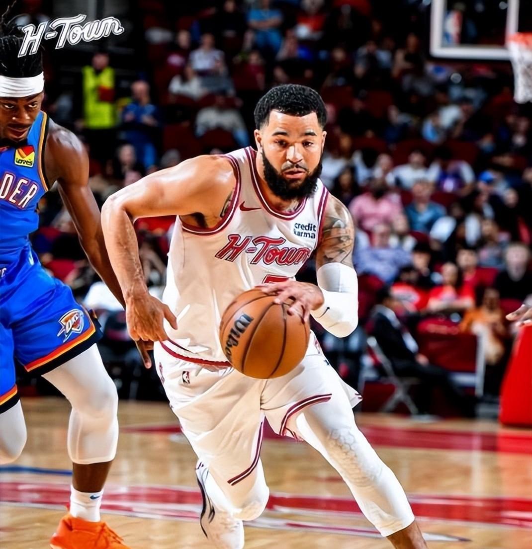 集结日莱比锡备战NBA常规赛;内部沟通细节曝光;气氛紧张;更衣室氛围转暖 集结日莱比锡备战NBA常规赛;内部沟通细节曝光;气氛紧张;更衣室氛围转暖