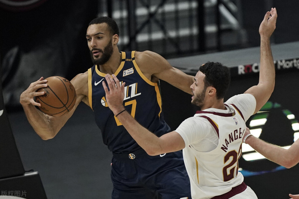 欧篮联关键时刻走向成谜，犹他爵士伤情更新，话题不断，控场能力受关注(犹他爵士最新消息)