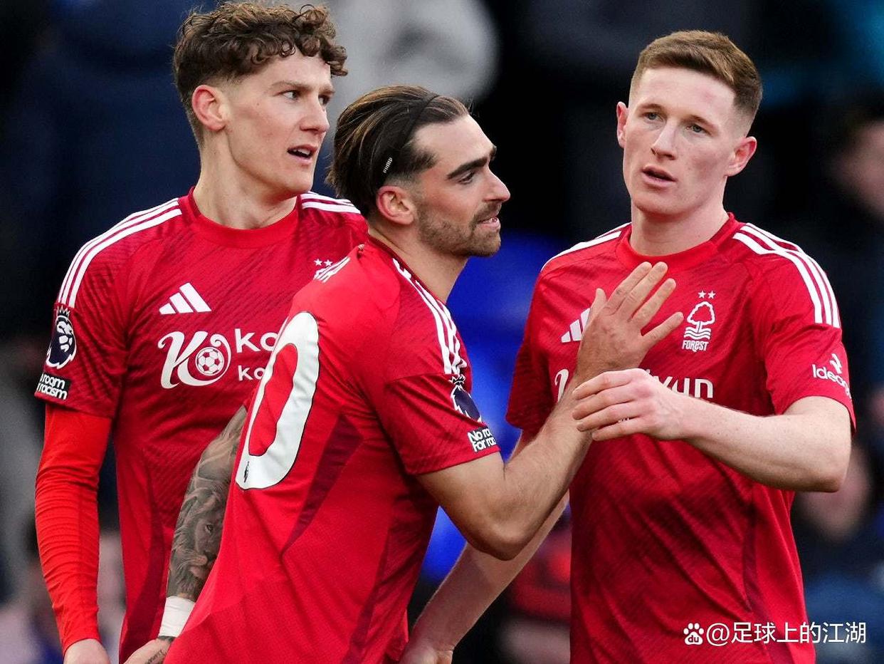 包含今晚阿斯顿维拉调整名单以备德甲，临场应变环节打磨，媒体盛赞，年轻球员得到机会的词条