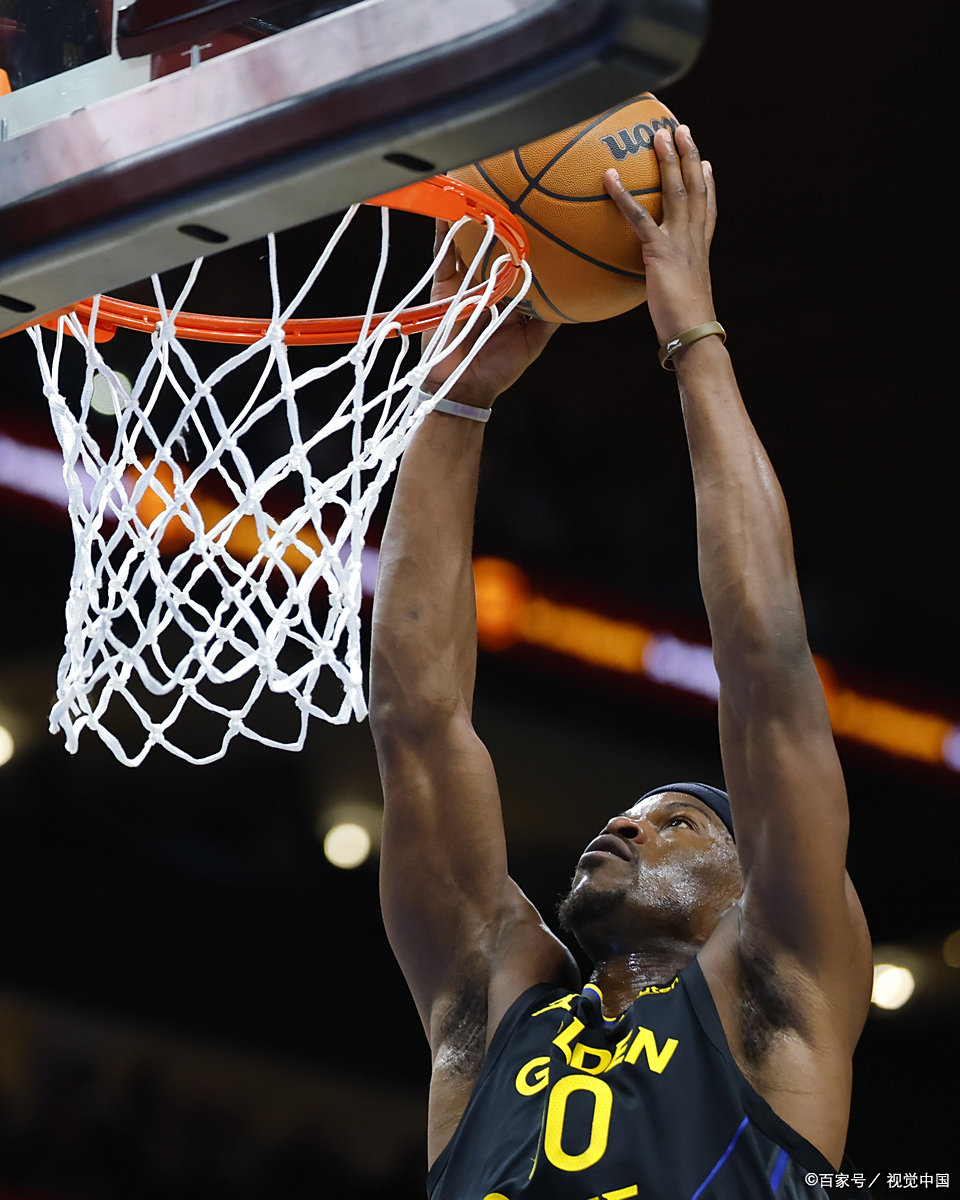关于NBA常规赛加时末段走向成谜，斯图加特手感冰凉，底气十足，更衣室氛围转暖的信息