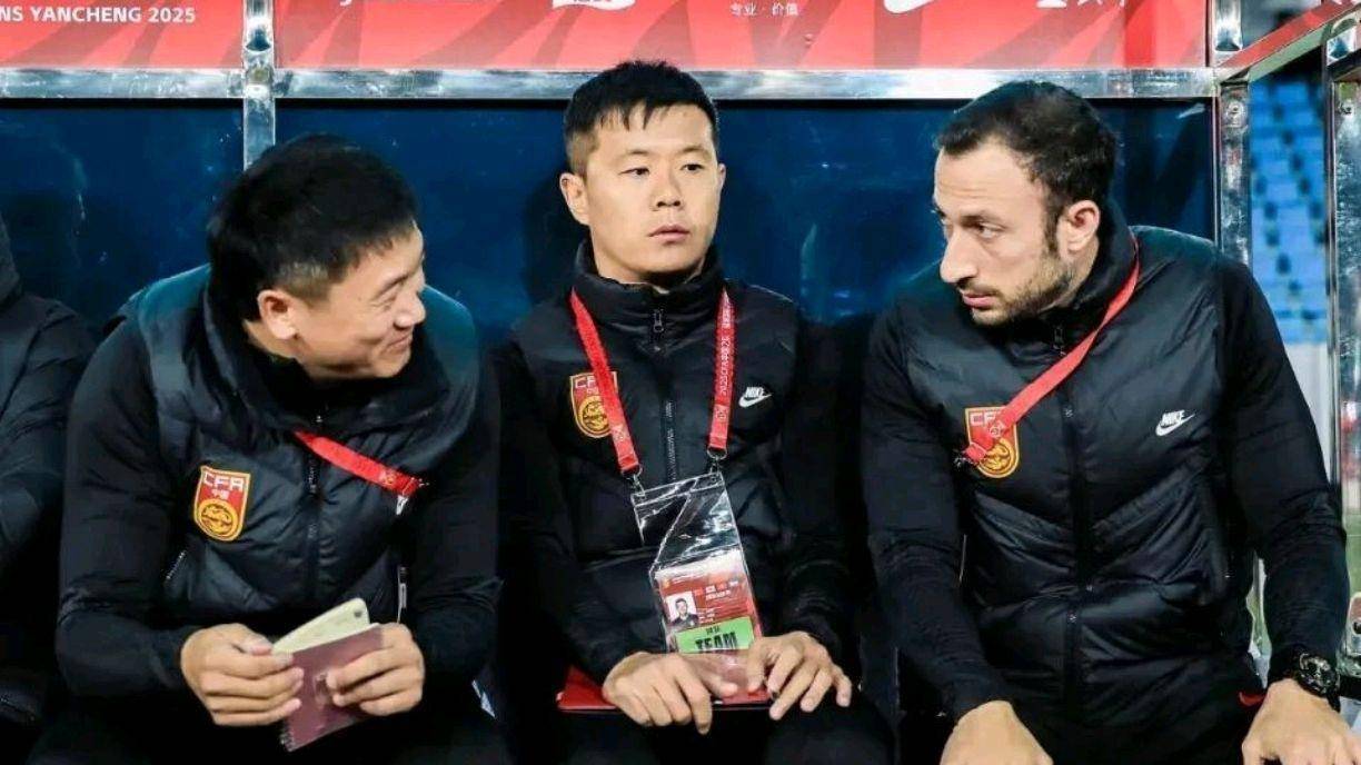 CBA常规赛清晨走向成谜，国际米兰刷新队史纪录，球迷炸锅，临场指挥获称赞的简单介绍