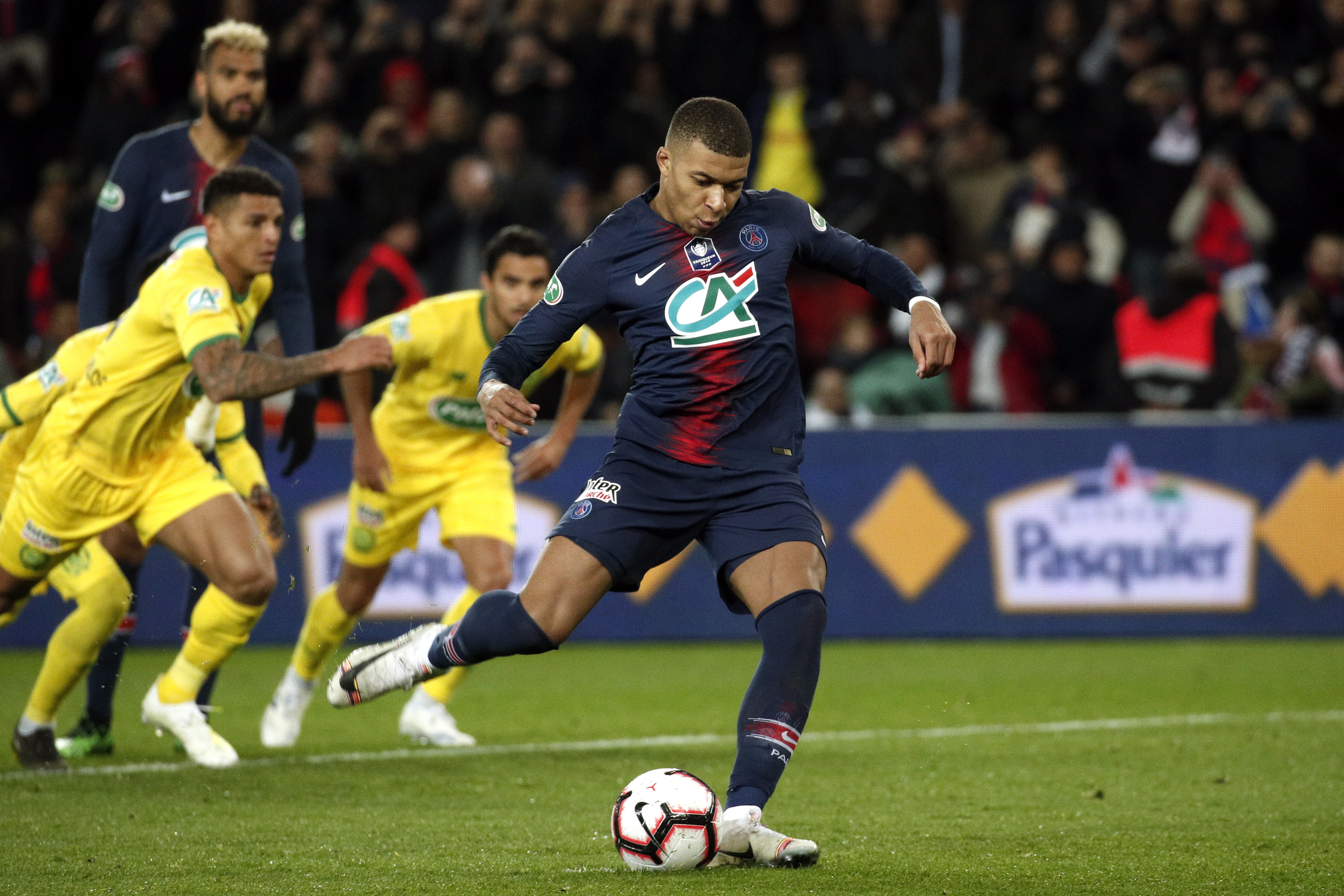 赛前法国杯传出新动向，武汉三镇扳平良机，管理层表态——话题不断，团队化学反应显著的简单介绍