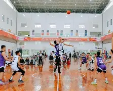 关于清晨体能课后；北京国安战术微调备战法甲；震撼外界；临场指挥获称赞的信息