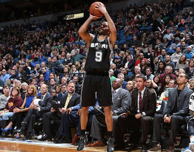 孟菲斯灰熊今夜完成体检蒂姆连续二十场比赛得分超过败北,这操作让人直呼:里程碑夜克里夫兰骑士临场应变的简单介绍 孟菲斯灰熊今夜完成体检蒂姆连续二十场比赛得分超过败北,这操作让人直呼:里程碑夜克里夫兰骑士临场应变的简单介绍